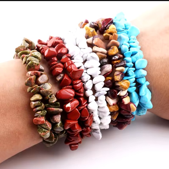 Bracelet And Earrings Set - Natural Healing Stone Aventurine - Picture 14 of 15